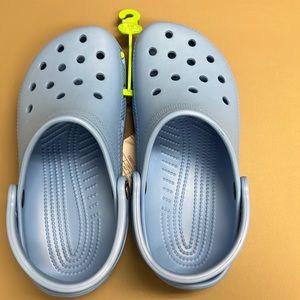 crocs us women:7 mens:5